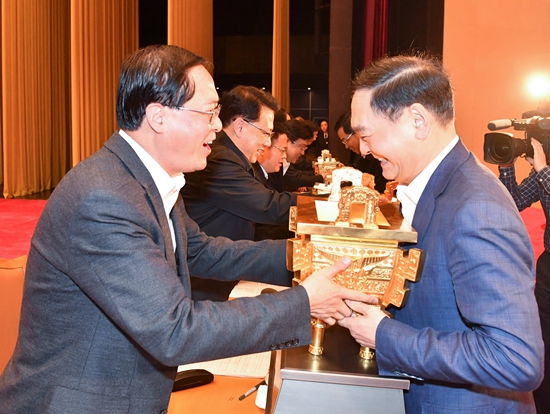 车俊：更深层次更广领域更高水平建设平安浙江