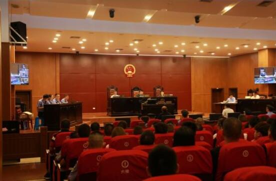 公开庭审涉恶案